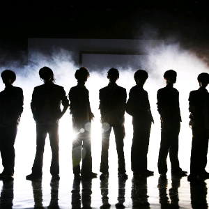 TNT时代少年团钢琴谱,tnttnt爱恋歌曲钢琴谱 少年时代 tnt时代少年团 简易版