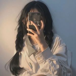 小手拉大手的演奏视频