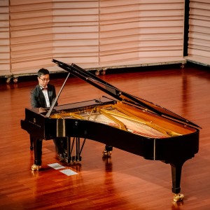 九儿的演奏视频