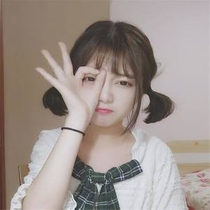 黑澀會美眉