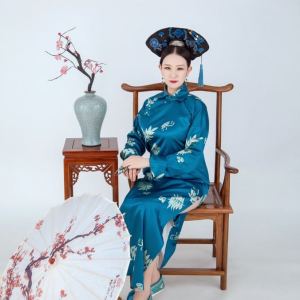 姗姗而川的个人空间
