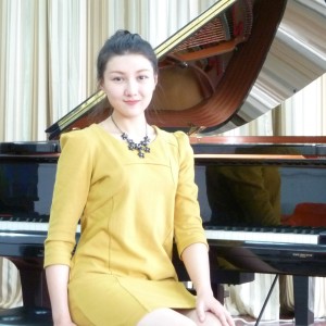 害怕 钢琴独奏的演奏视频