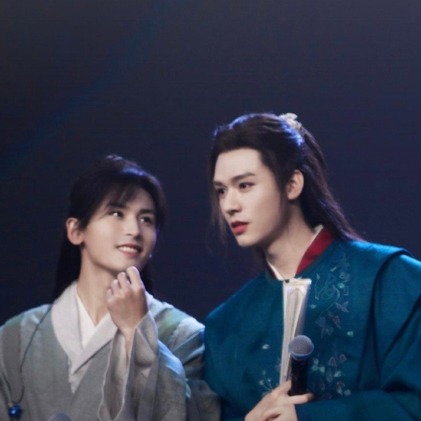 公主与恶龙的⭐️🌙的钢琴谱