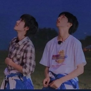 爱TNT 满月🌕的钢琴谱