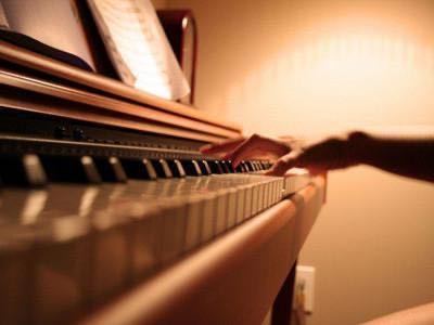 不能说的秘密的演奏视频