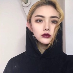 和弦外音的钢琴谱