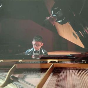 守护着我的光的演奏视频