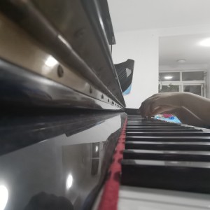 钢琴小老师的个人空间