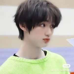 比邻星的钢琴谱