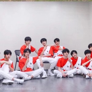 暄恩肉肉脸的钢琴谱