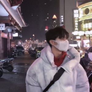 Zyyuuuu.的钢琴谱