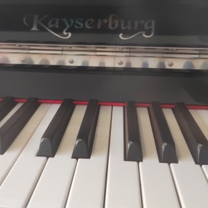 Childhood Memories的演奏视频