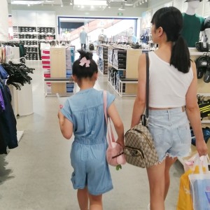 练习曲的演奏视频