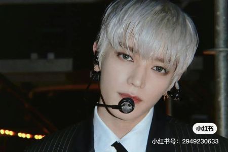 玫瑰少年的演奏视频