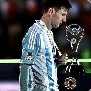 海阔天空的演奏视频