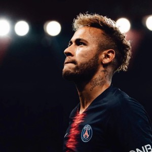 英俊的ZYT的钢琴谱