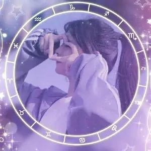 可愛(ài)美膩?zhàn)孕糯蠓降姆阶鎳?guó)花朵的鋼琴譜
