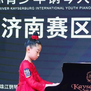 伊依的叮当&派小星①的钢琴谱