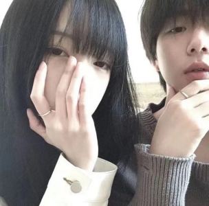 匿頁的钢琴谱