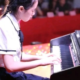 萤火之森的演奏视频