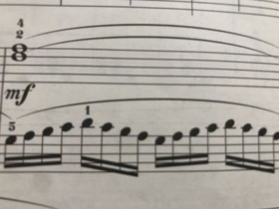 137****1402的钢琴谱