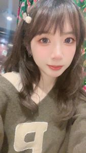 French Movie Waltz的演奏视频