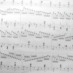 梁佳怡的钢琴谱