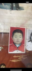 光明中的黑大帅的钢琴谱