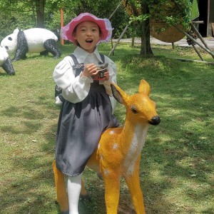 阳光下的小可爱。的钢琴谱