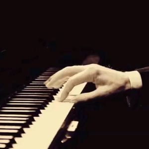 班德贝迪卜多比鲁翁的个人空间