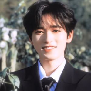 love宋(上学中)的个人空间