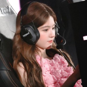 月_照旧年的钢琴谱