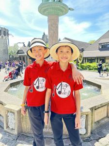 Dennis & Lucas的个人空间