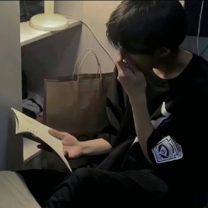 犯困特长生的钢琴谱