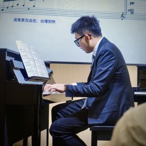 轨迹的演奏视频