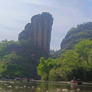 158****5702的个人空间