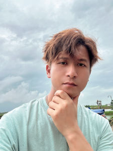 简行的钢琴谱