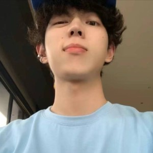 黑白灰的钢琴谱