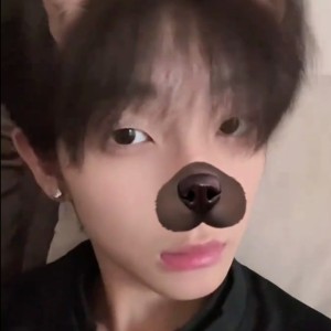 >_<郁的钢琴谱