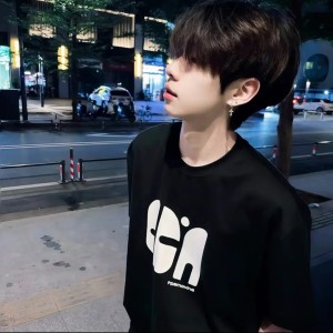 湿吻的钢琴谱