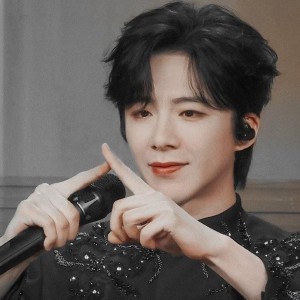 我列一唱歌超好听!(雨落宁桂)的个人空间