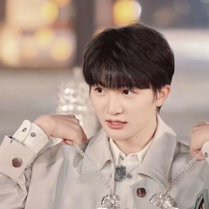 Charlie__蓝鲸🐳的钢琴谱