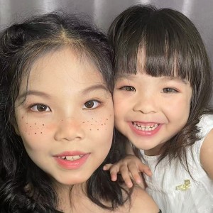 余儿的father的钢琴谱