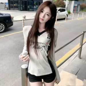 隐喻如雨晦涩难懂的钢琴谱