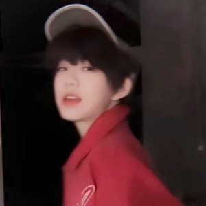 差异小哼.的钢琴谱