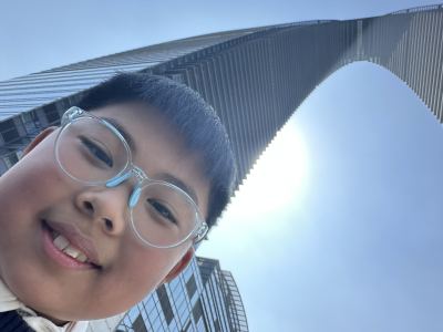 热爱钢琴的小男孩的个人空间