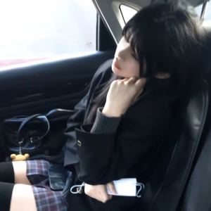 -𝙞𝙞𝙪𝟳的钢琴谱