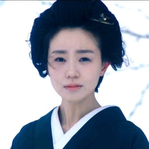 賑早見琥珀川的个人空间