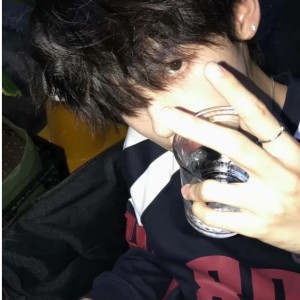 虽有置之不顾的钢琴谱