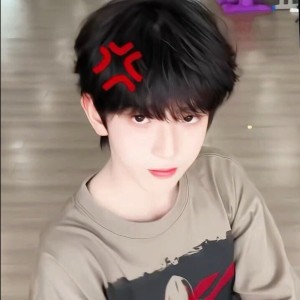 铭恒 ．chen的钢琴谱